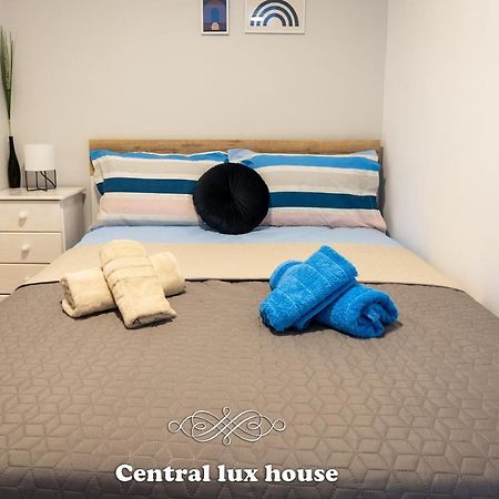 Central Lux House Kalamata Exterior photo