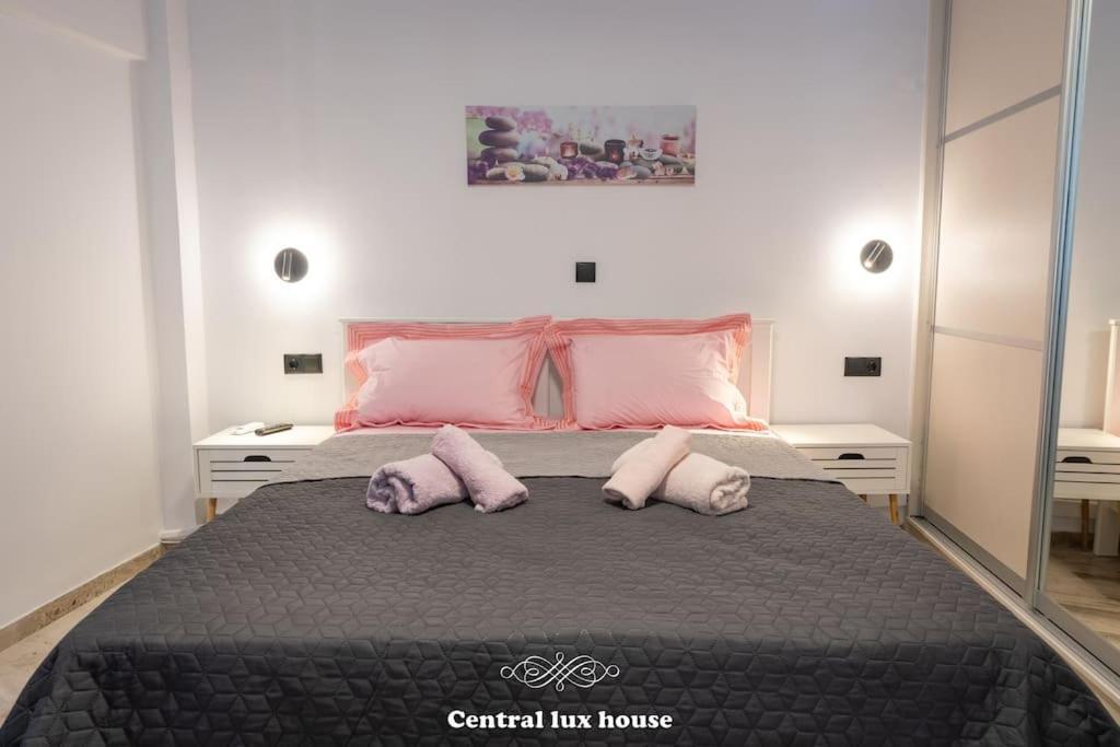 Central Lux House Kalamata Exterior photo