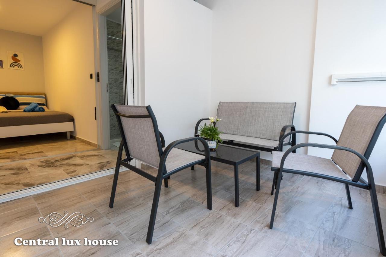 Central Lux House Kalamata Exterior photo